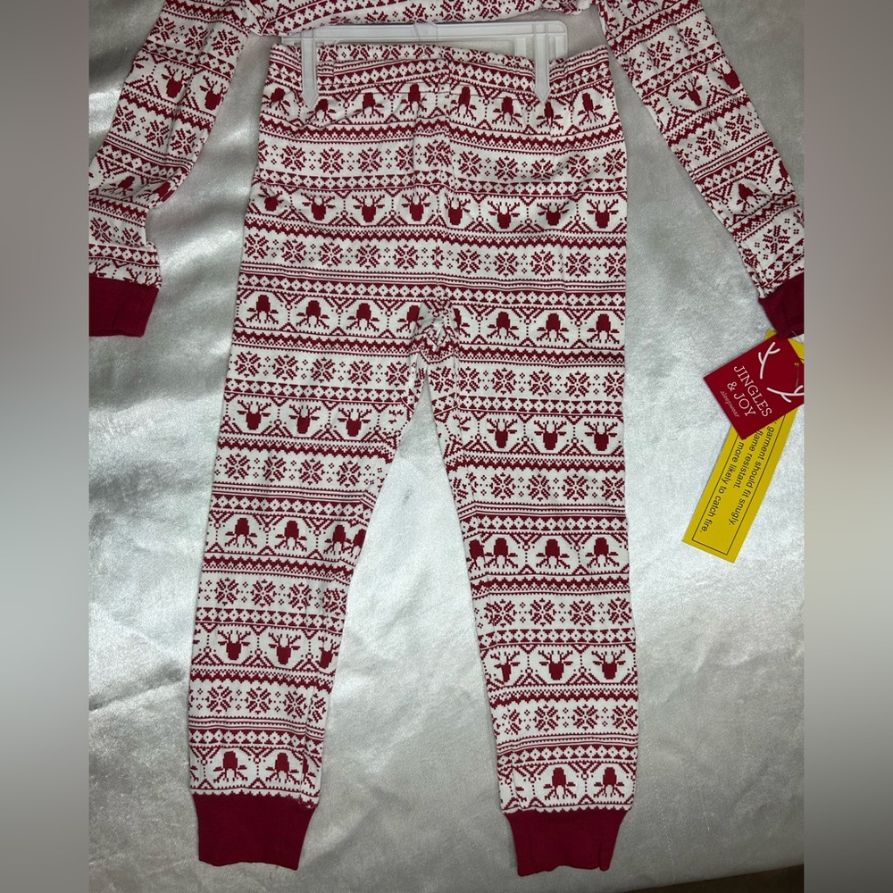 Kids Festive Red and White Pajama Set - Picture 3 of 5